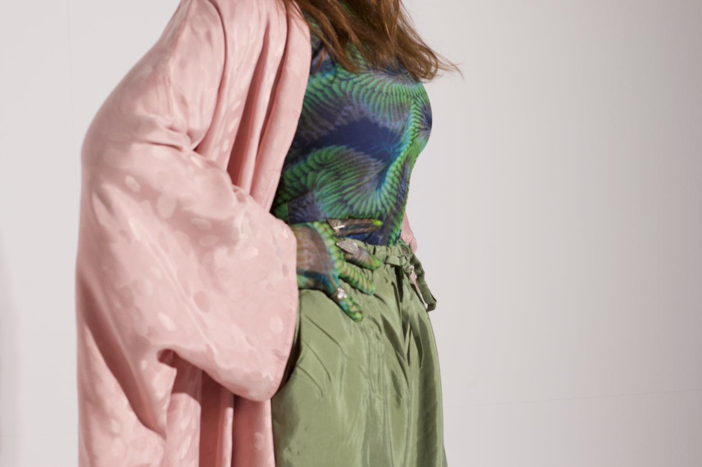 TUBIFERA abaya